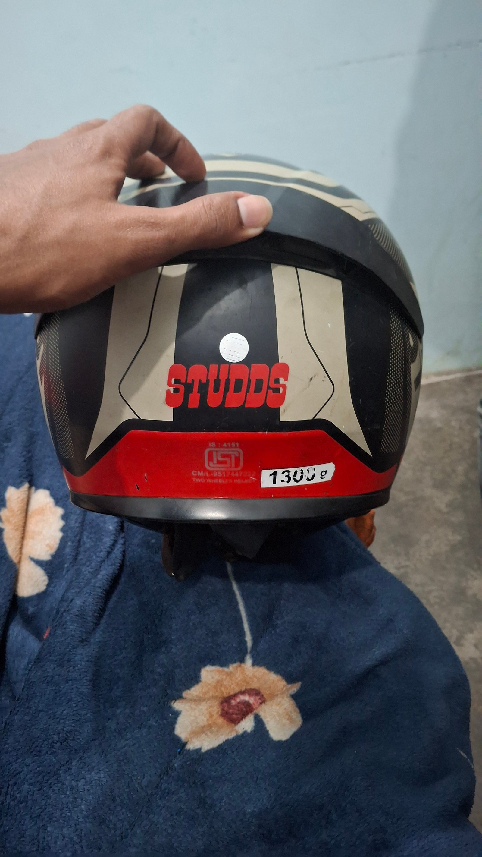 Studds Thunder Helmet